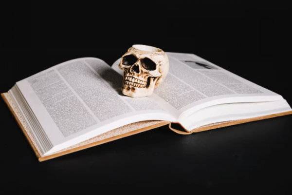 Tres lecturas de Halloween que renuevan el terror literario